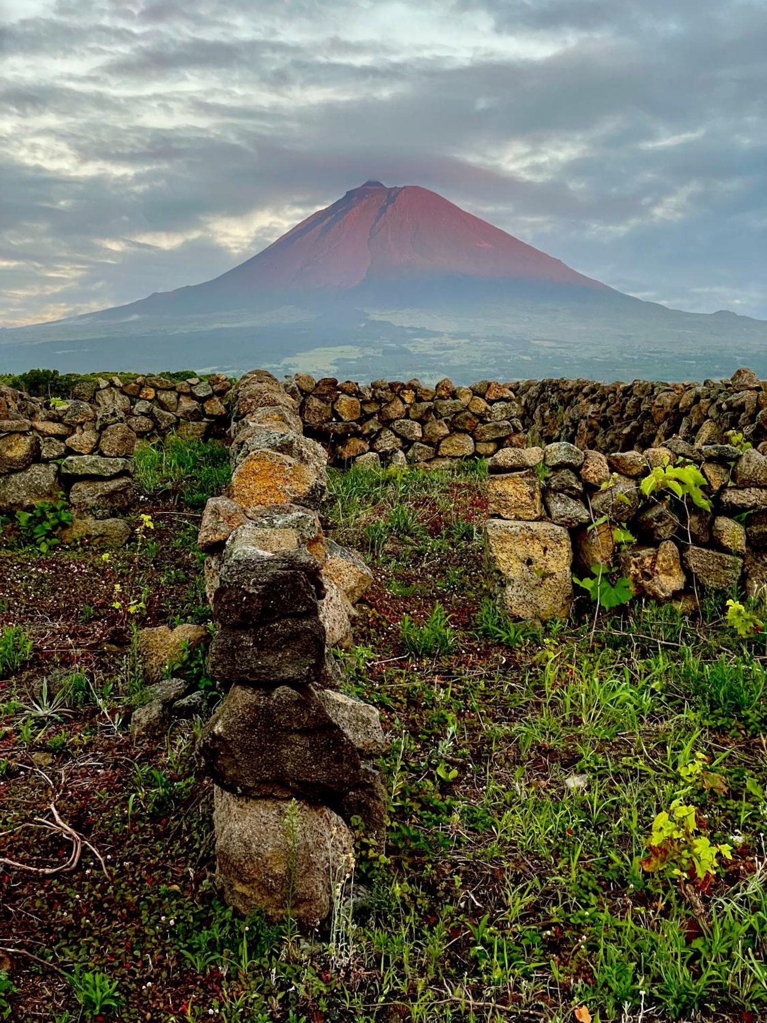 Casas Das Portas Do Mar E Das Portas Do Sol Sao Roque do Pico Luaran gambar